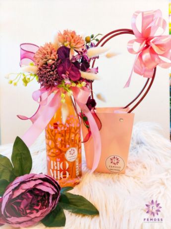 Picture of Femoss Bottle: Organic Rose Sangria