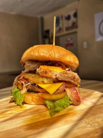 Picture of Ultimate Classic Burger - American