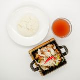 Dinakdakan